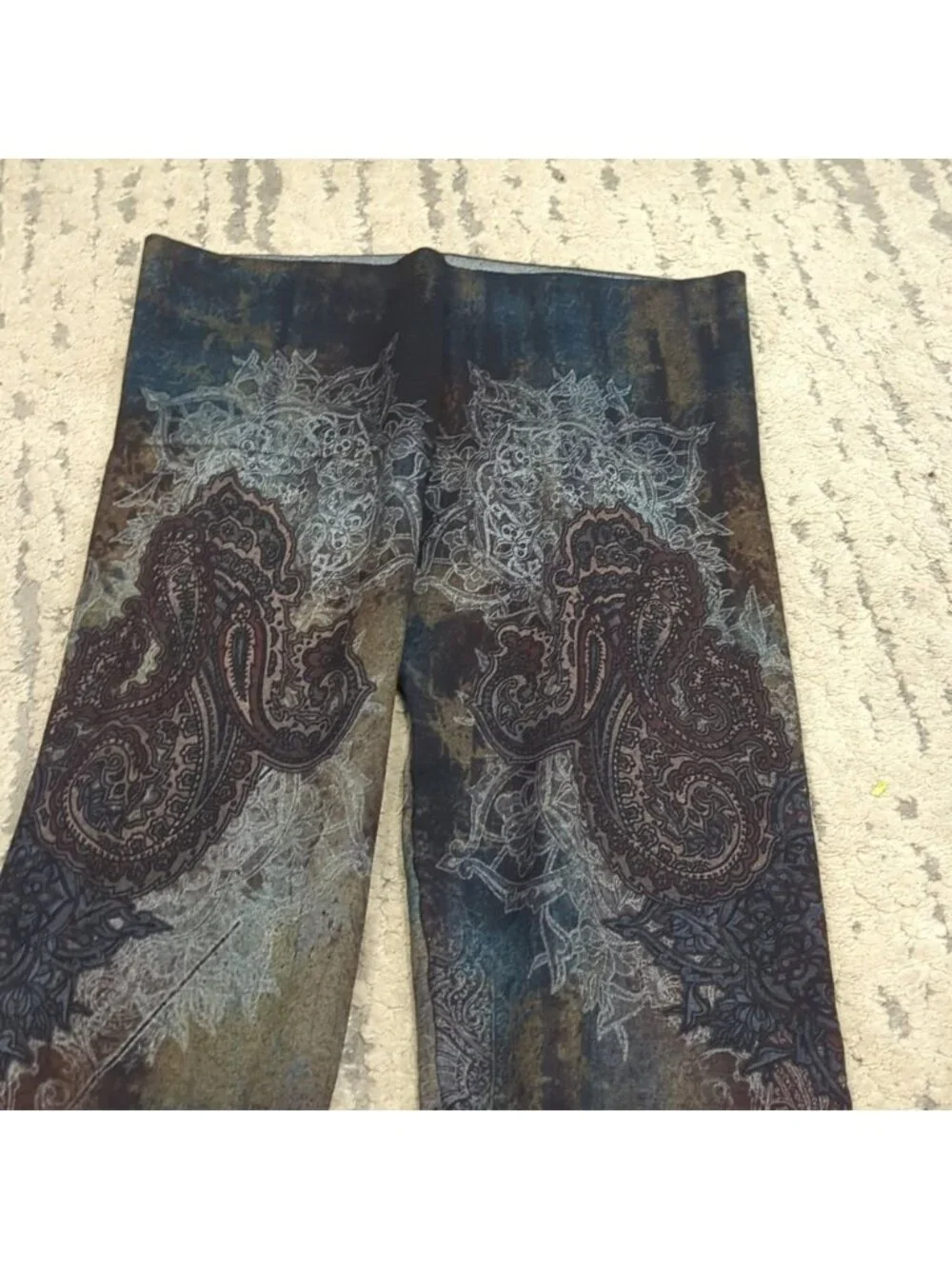 Shannon Passero High Waist Legging - Charcoal Paisley